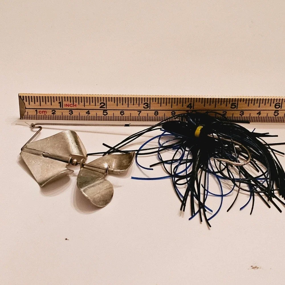 Vintage Buzzbait Fishing Lure Black Blue Skirt Patent 4201008 Topwater Bass Lure